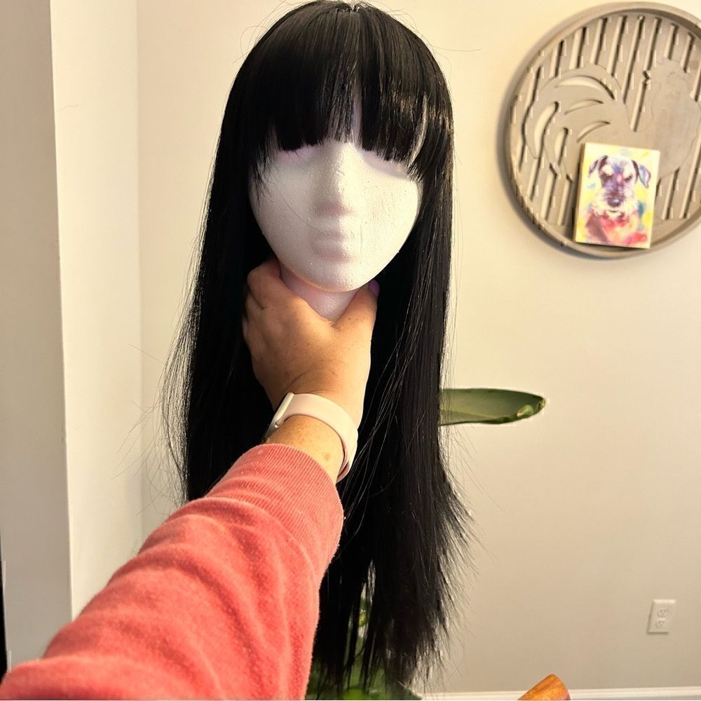 Long black synthetic wig with bangs